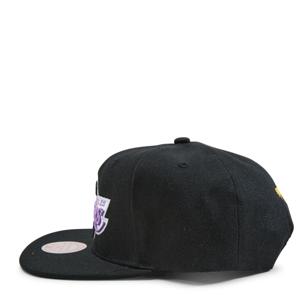 Lakers Core Basics Snapback Hw