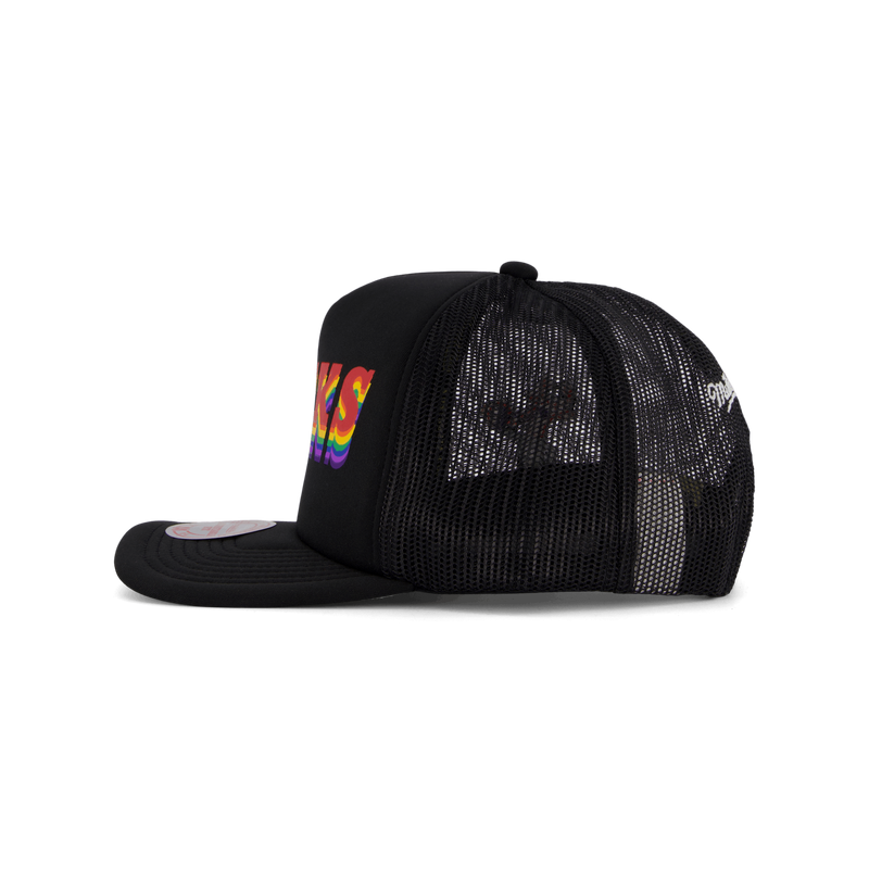 Bucks Roygbiv Trucker HWC