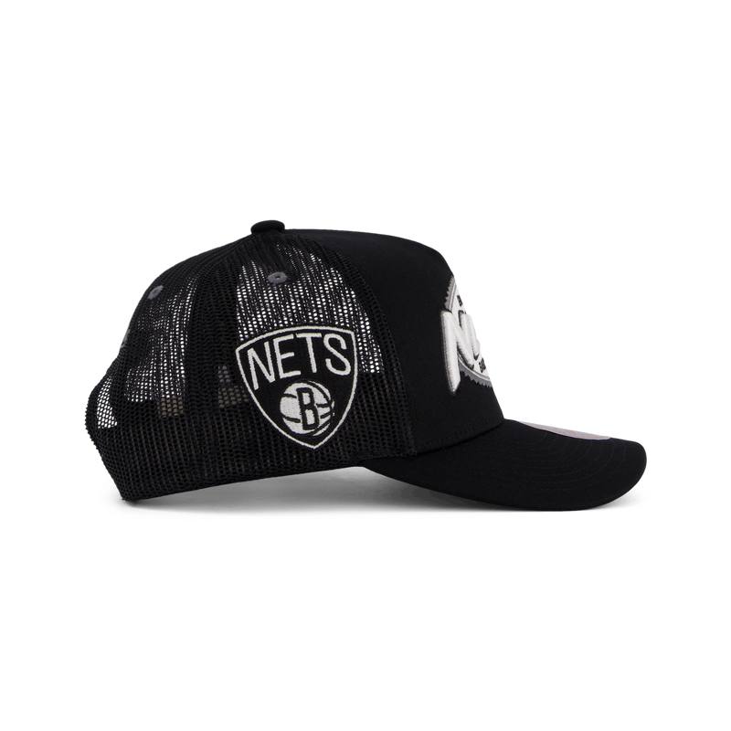 Nets Team Seal Trucker