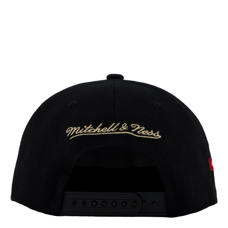 Bulls With Love Snapback HWC