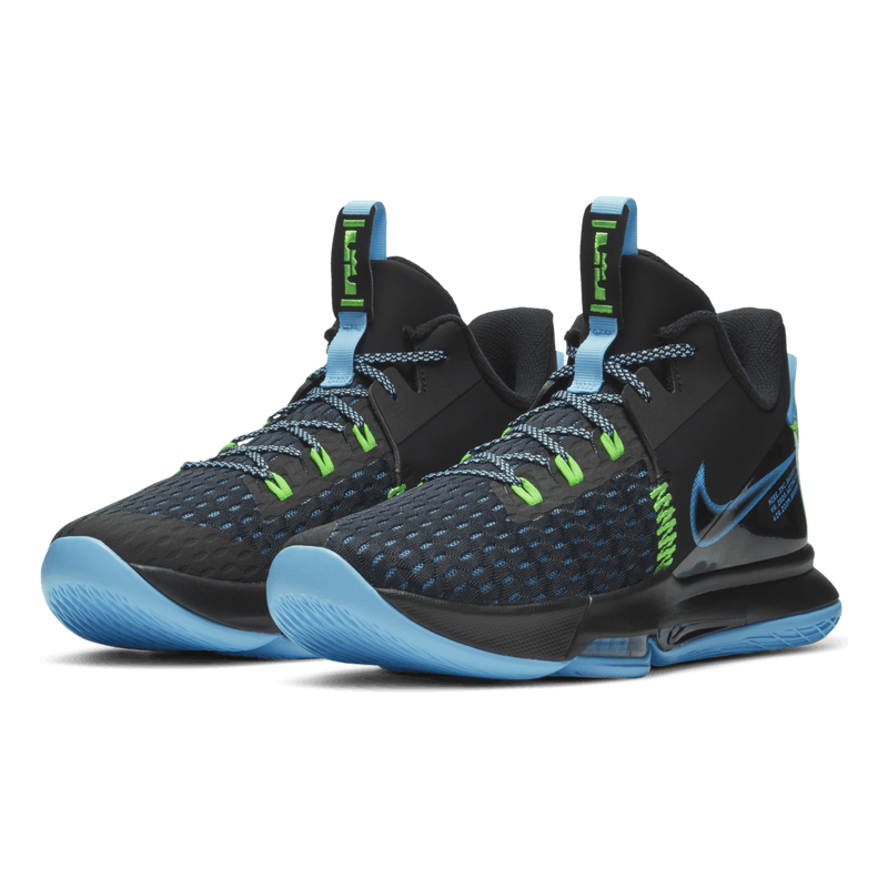 LeBron Zeuge 5