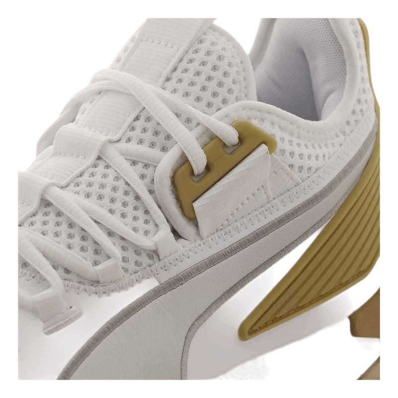 UProar Hybrid Court Core Puma Solestory