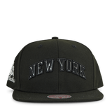 Knicks Iridescent Wordmark Snapback HWC