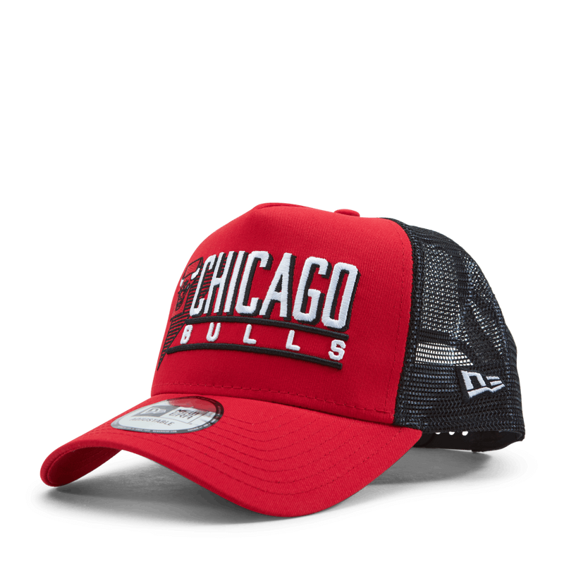 Bulls Wordmark Graphic Trucker