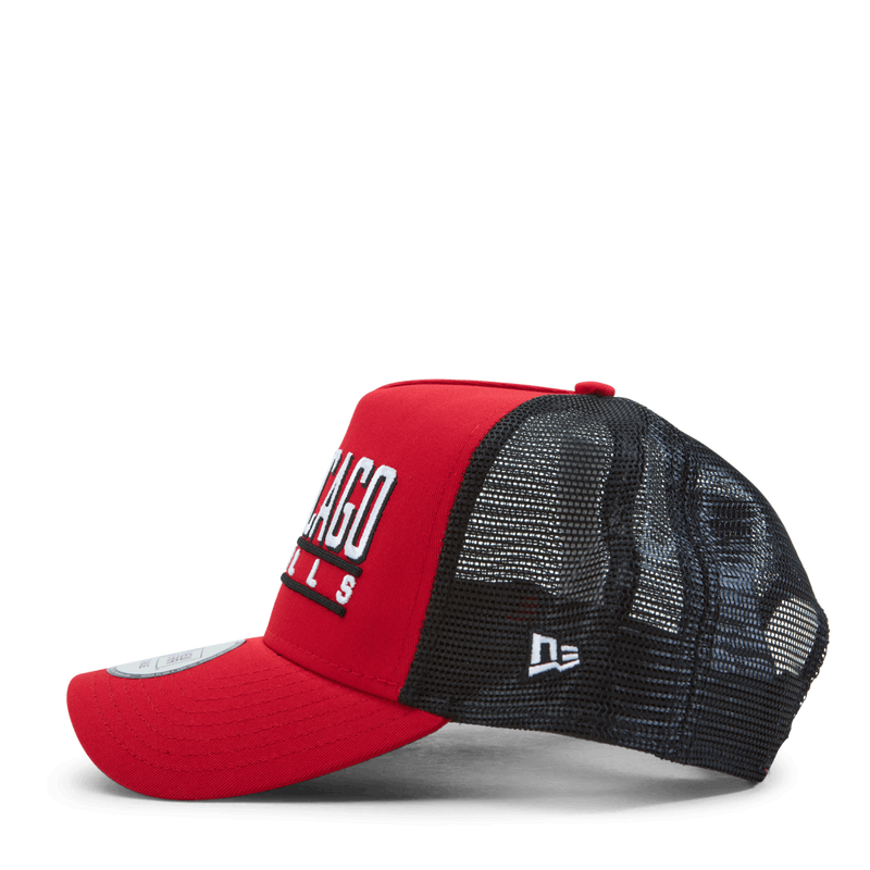 Bulls Wordmark Graphic Trucker