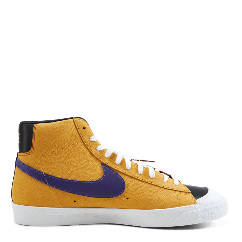 Nike Blazer Mid 77 Emb