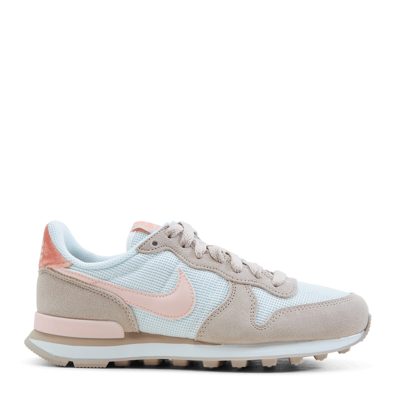Women s Nike Internationalist Nike Solestory