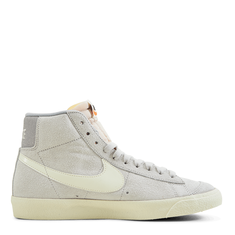 Nike Blazer Mid '77
