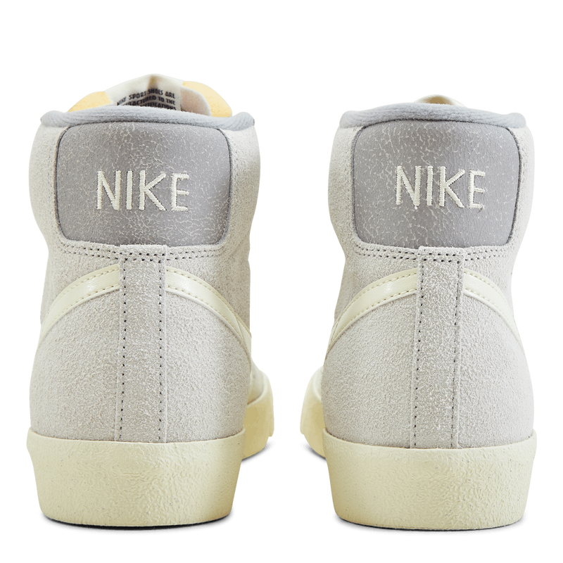 Nike Blazer Mid '77