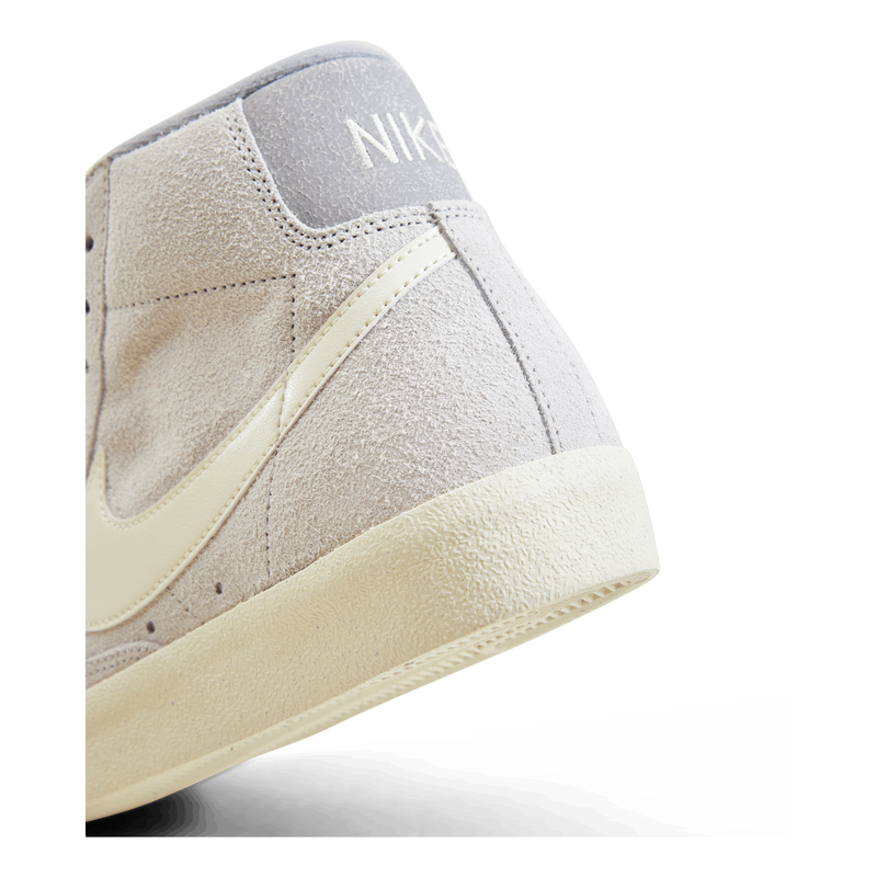 Nike Blazer Mid '77