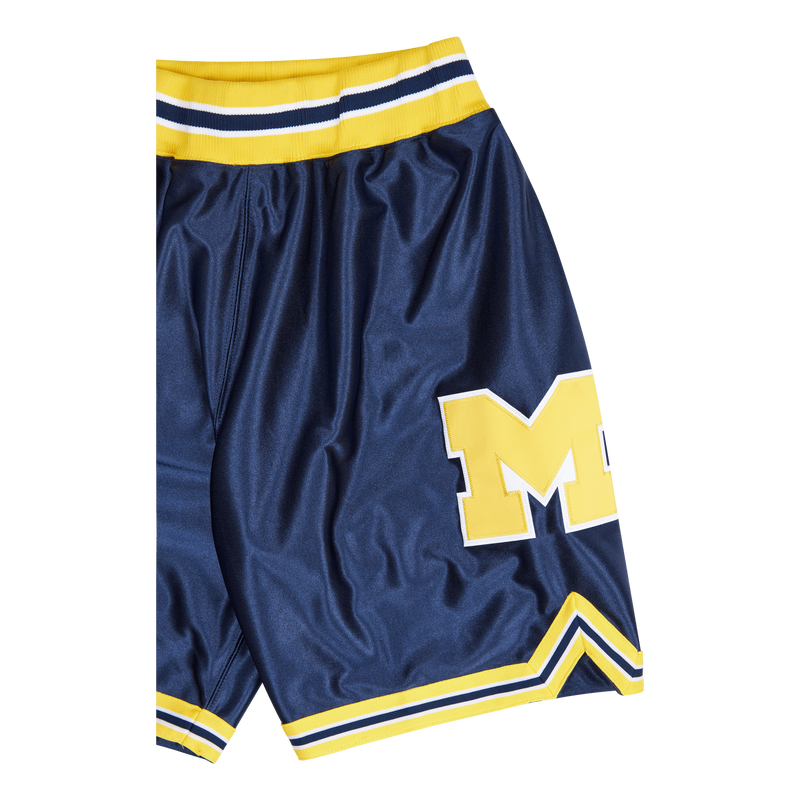 1991 92 University Of Michigan Mitchell Ness Solestory