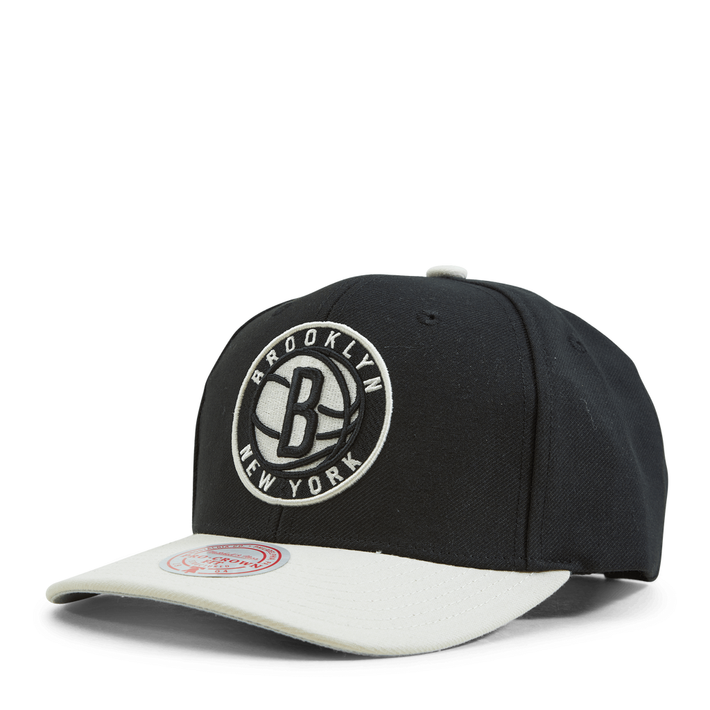 Brooklyn Classic New Leader B Basketball Black White Snapback Hat Cap