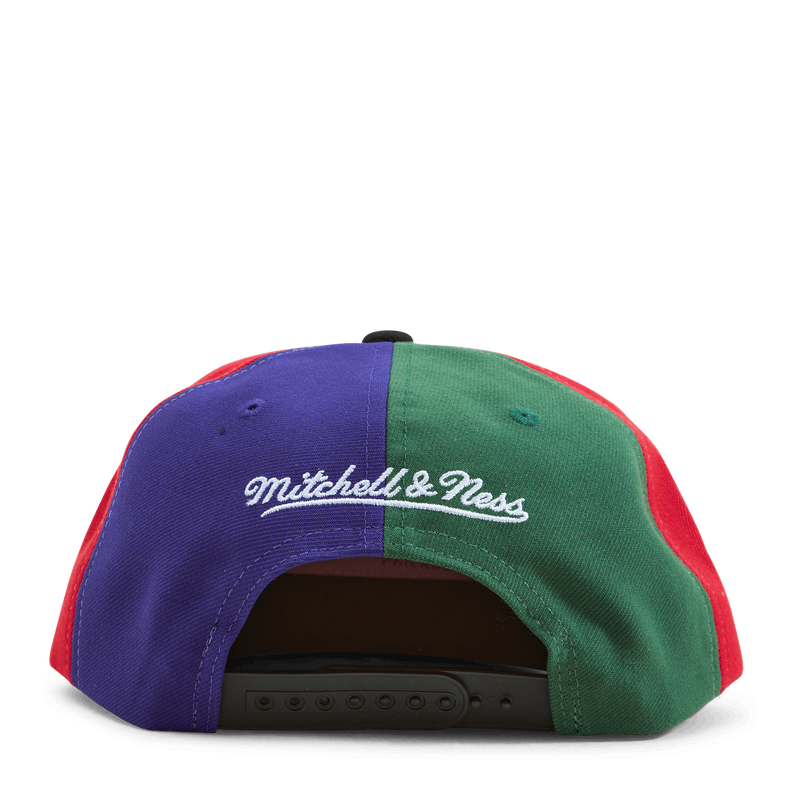 Bucks Team Era Pinwheel Snapback