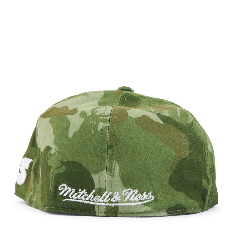 Bucks Tonal Camo Stretch Fitted HWC