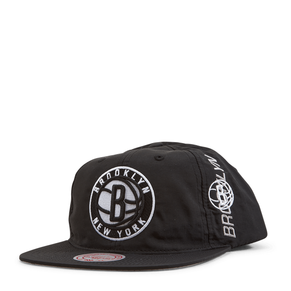Brooklyn Nets Nylon Szn Deadstock