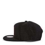 B Snapback