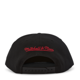 B Snapback