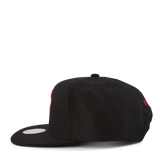 B Snapback
