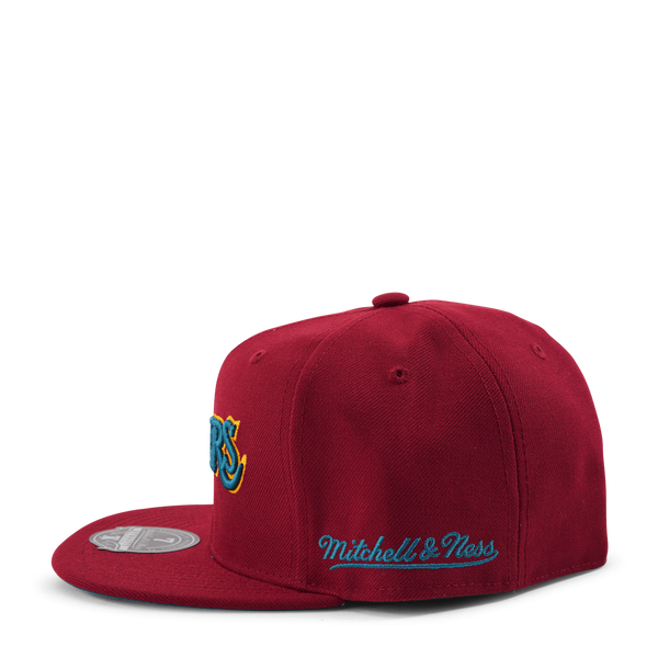 Northern Lights Fitted HWC Cardinal