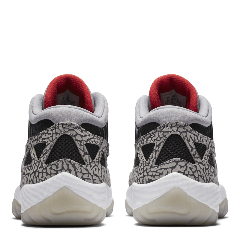 Jordan 11 low ie red online