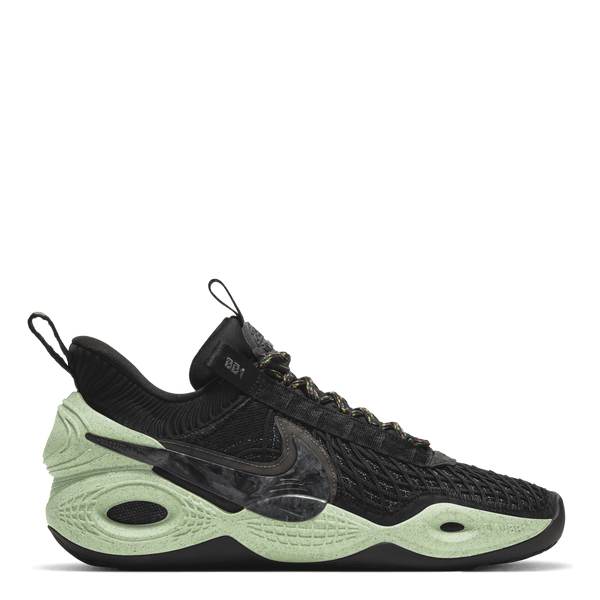 black nike cosmic unity
